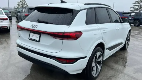 2025 Audi Q6 e-tron WA124BGFXSA015616