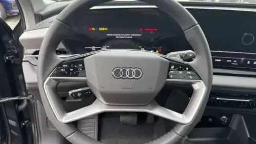 2025 Audi Q6 e-tron WA134BGF1SA041252