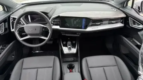 2025 Audi Q4 e-tron WA1A5BFZ5SP016710