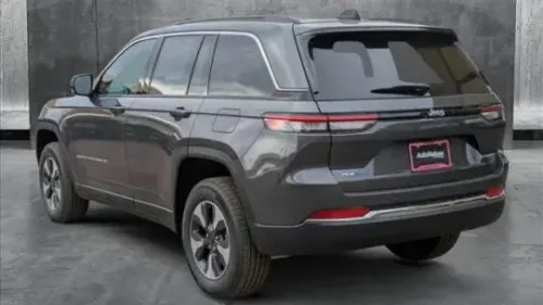 2025 Jeep Grand Cherokee 1C4RJYB65S8678414