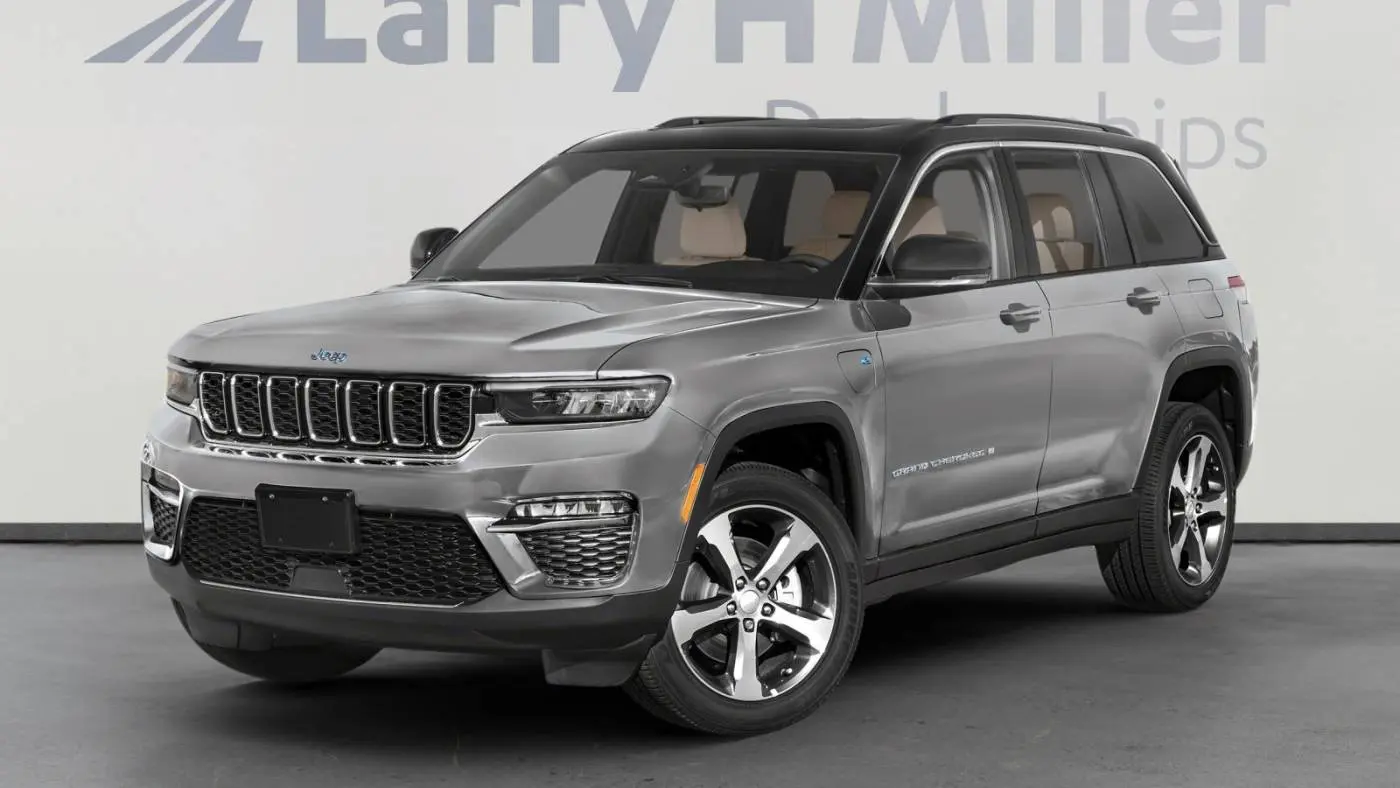 2025 Jeep Grand Cherokee 1C4RJYC65S8685233