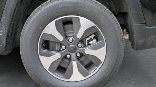 2025 Jeep Grand Cherokee 1C4RJYB6XS8678411