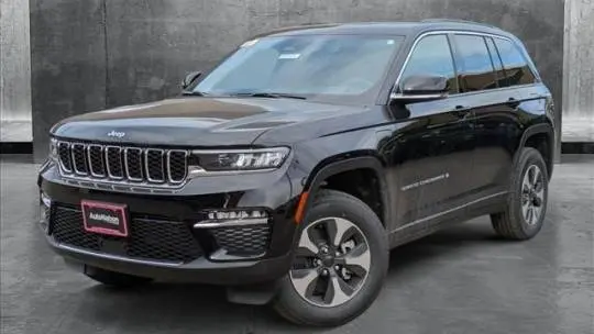 2025 Jeep Grand Cherokee 1C4RJYB6XS8678411