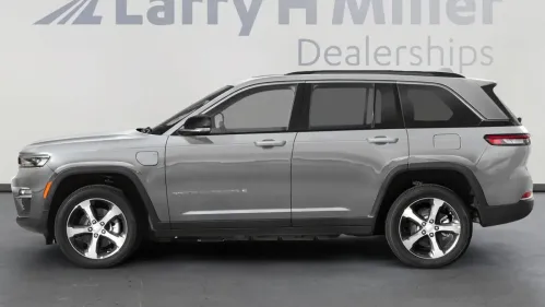 2025 Jeep Grand Cherokee 1C4RJYC65S8685233