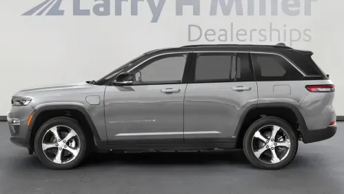 2025 Jeep Grand Cherokee 1C4RJYC65S8685233