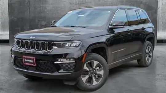 2025 Jeep Grand Cherokee 1C4RJYB6XS8678411