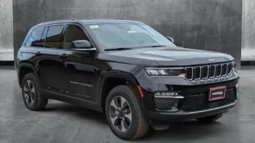 2025 Jeep Grand Cherokee 1C4RJYB6XS8678411