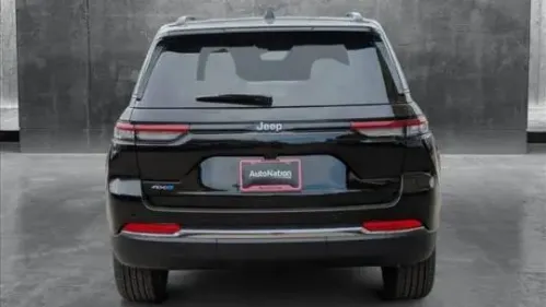 2025 Jeep Grand Cherokee 1C4RJYB6XS8678411