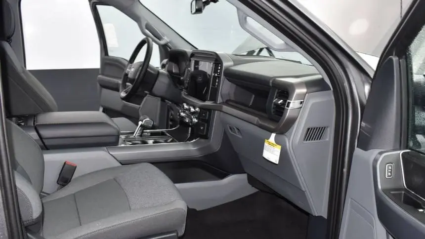 2025 Ford F-150 Lightning 1FTVW3LK9SWG09218
