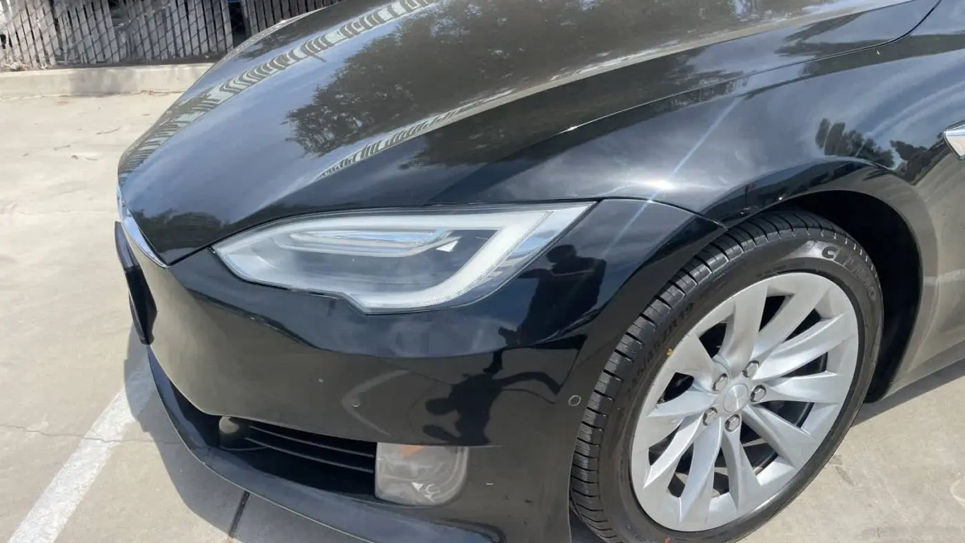 2017 Tesla Model S 5YJSA1E18HF205236