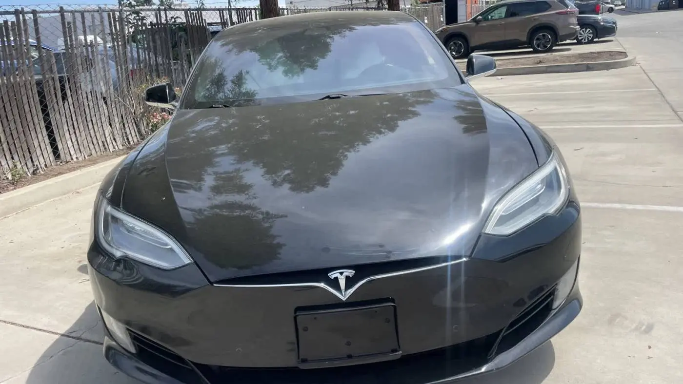2017 Tesla Model S 5YJSA1E18HF205236