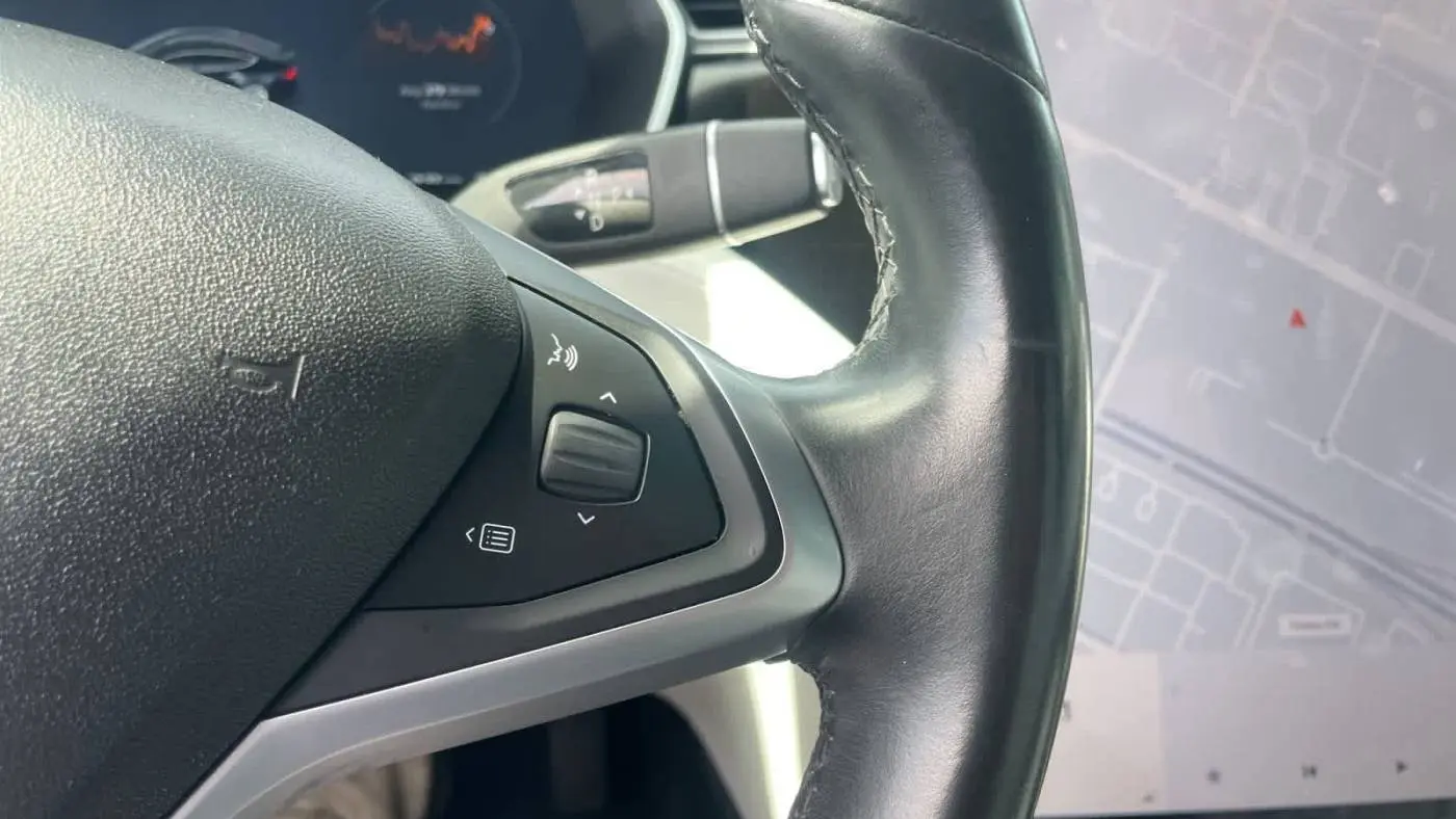 2017 Tesla Model S 5YJSA1E18HF205236
