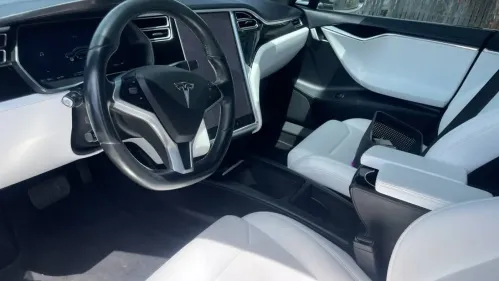 2017 Tesla Model S 5YJSA1E18HF205236