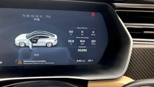 2017 Tesla Model S - Images - 22