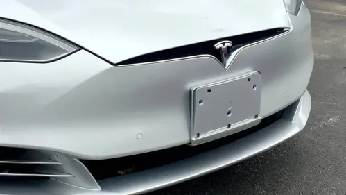 2017 Tesla Model S - Images - 26