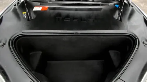 2017 Tesla Model S - Images - 28