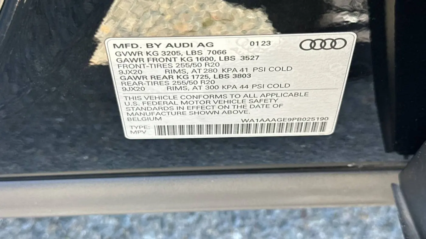 2023 Audi e-tron WA1AAAGE9PB025190