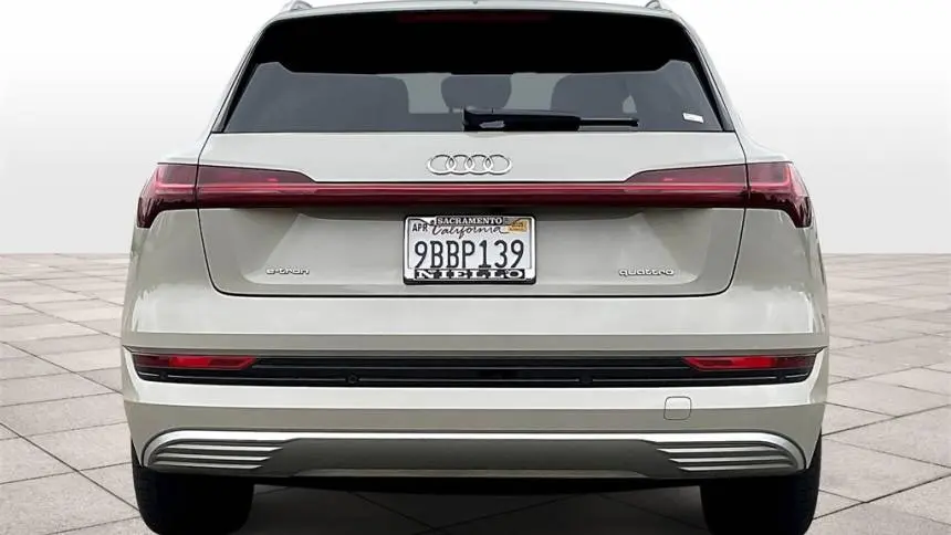 2022 Audi e-tron WA1AAAGE4NB023408