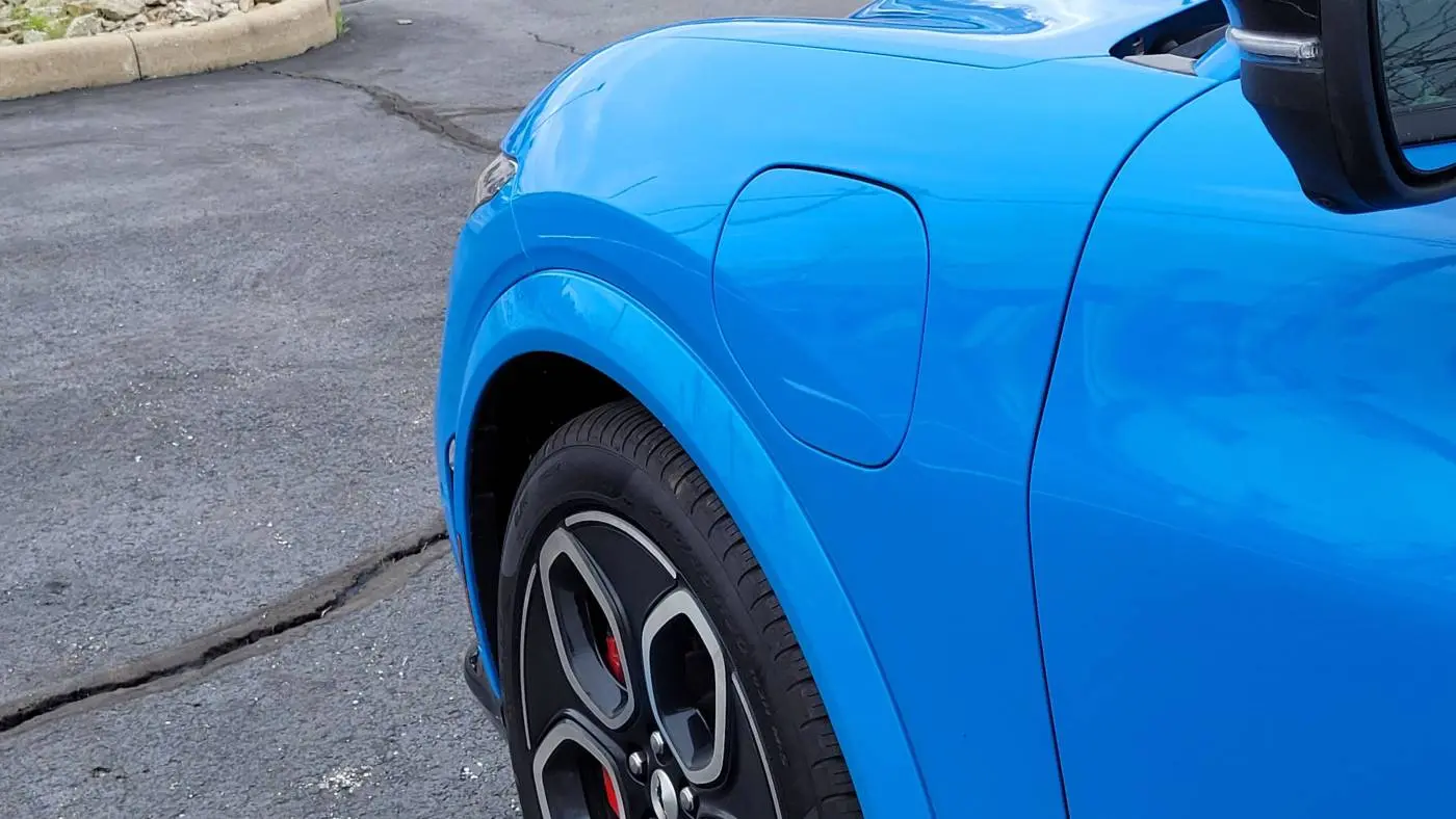 2021 Ford Mustang Mach E 3FMTK4SE0MME01103