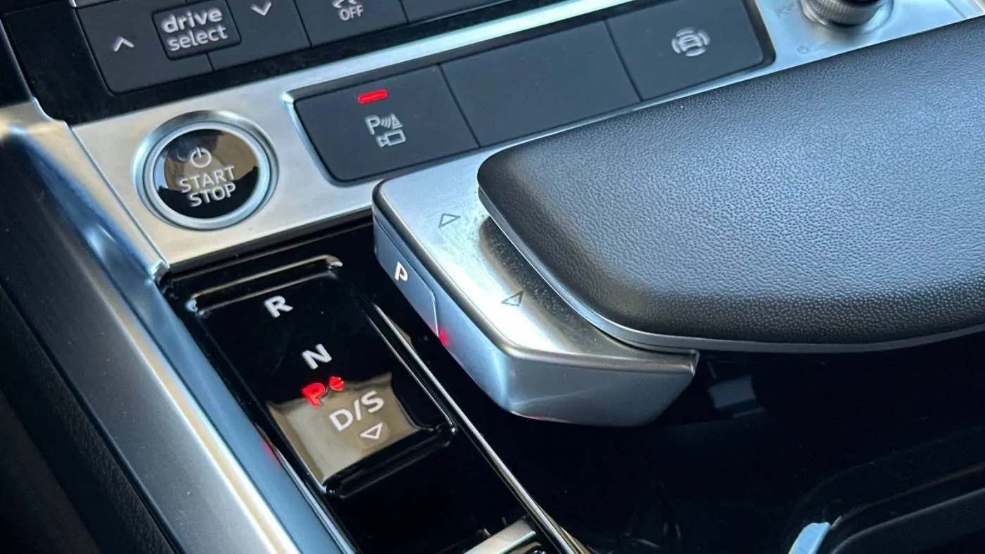 2023 Audi e-tron WA1AAAGE9PB025190