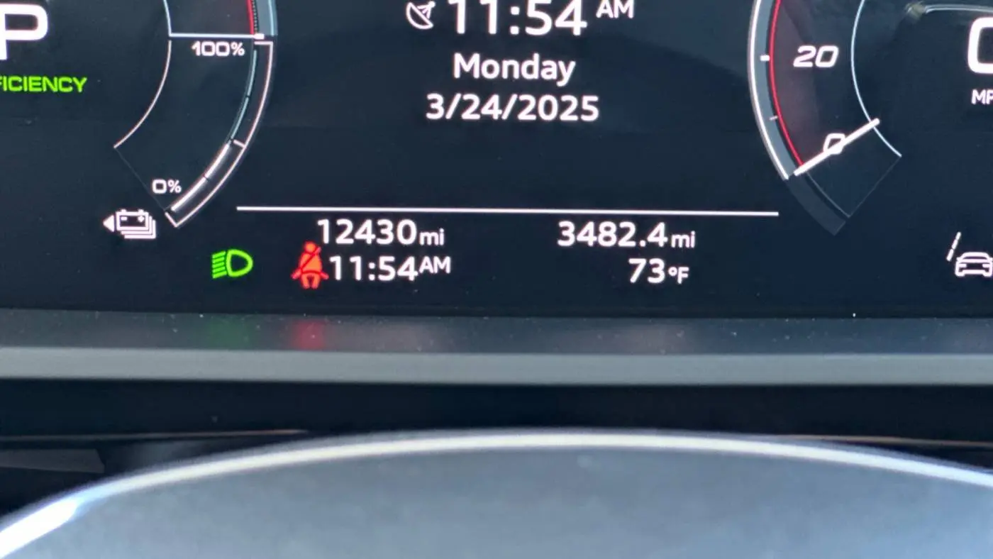 2023 Audi e-tron WA1AAAGE9PB025190