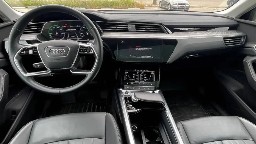 2022 Audi e-tron WA1AAAGE4NB023408
