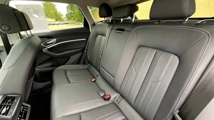 2022 Audi e-tron WA1AAAGE4NB023408