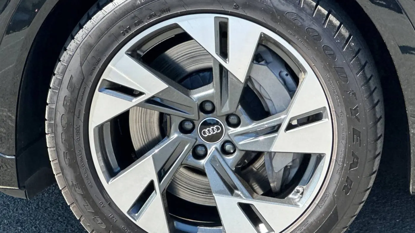 2023 Audi e-tron WA1AAAGE9PB025190