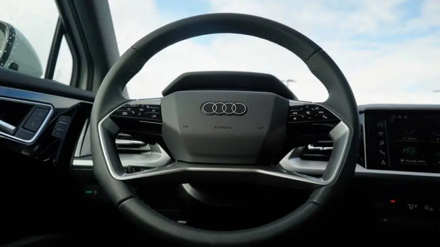 2025 Audi Q4 e-tron WA1A5BFZ6SP029790