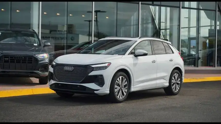 2025 Audi Q4 e-tron WA1A5BFZ6SP029790