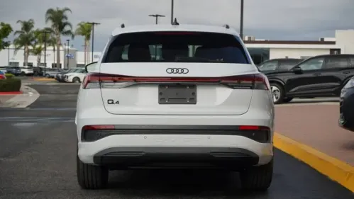 2025 Audi Q4 e-tron WA1A5BFZ6SP029790