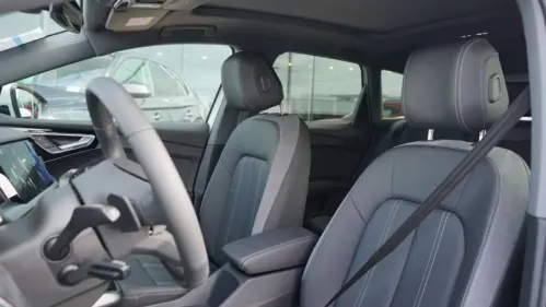2025 Audi Q4 e-tron WA1A5BFZ6SP029790