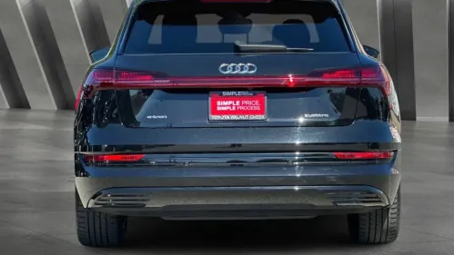 2023 Audi e-tron WA1AAAGE9PB025190