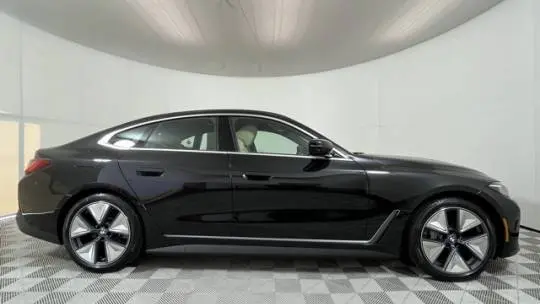 2025 BMW i4 WBY43HD02SFU94572
