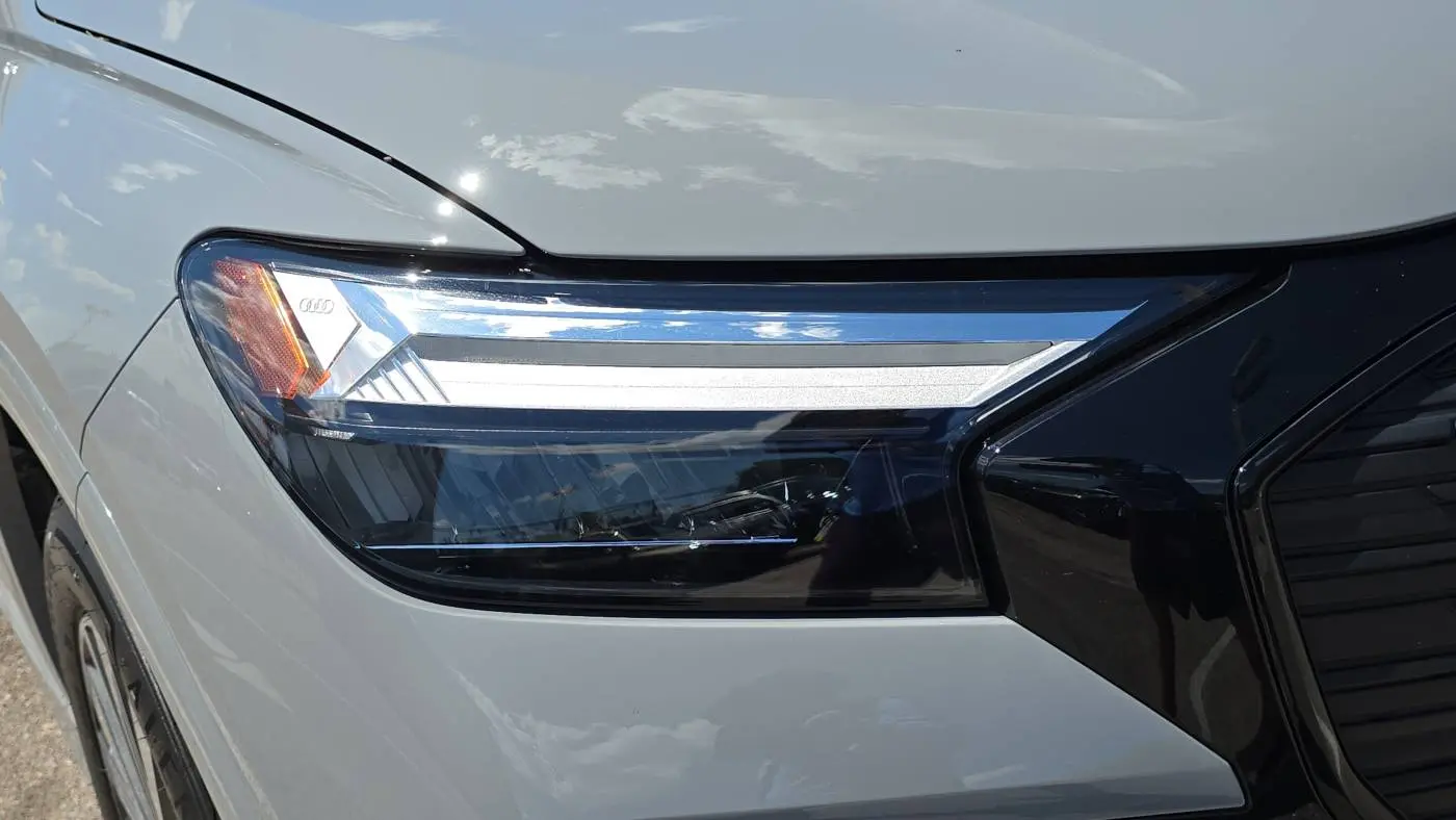 2025 Audi Q4 e-tron WA1A5BFZ3SP040374