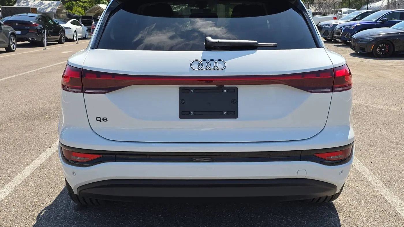 2025 Audi Q6 e-tron WA134BGF6SA018954