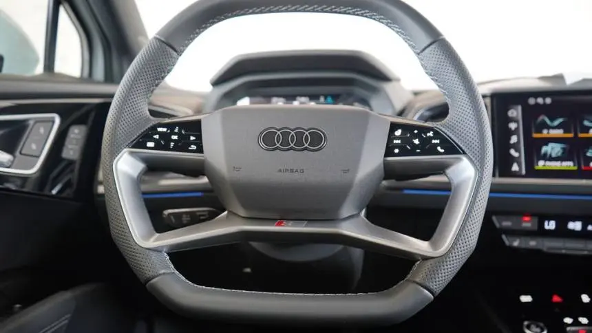 2025 Audi Q4 e-tron WA13UBFZ9SP029732