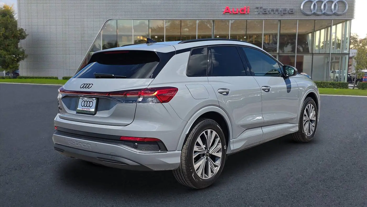 2025 Audi Q4 e-tron WA1A5BFZ3SP040374