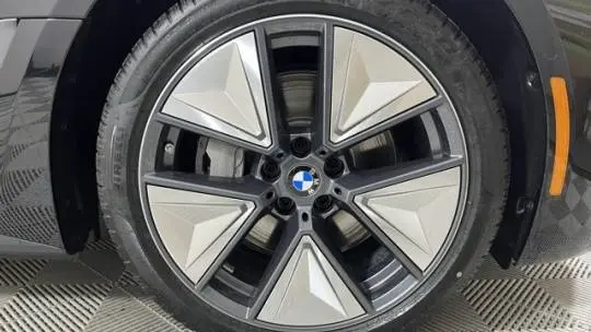 2025 BMW i4 WBY43HD02SFU94572