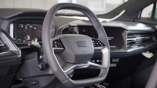 2025 Audi Q4 e-tron WA13UBFZ9SP029732