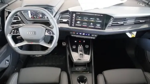 2025 Audi Q4 e-tron WA13UBFZ9SP029732