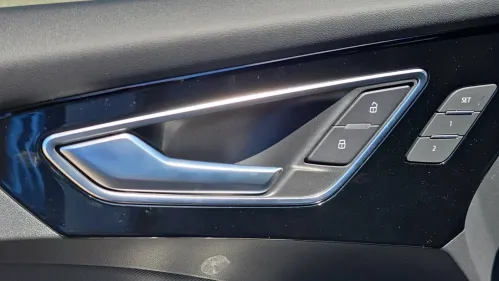 2025 Audi Q4 e-tron WA1A5BFZ3SP040374