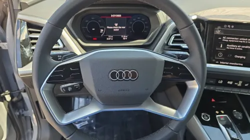 2025 Audi Q4 e-tron WA1A5BFZ3SP040374