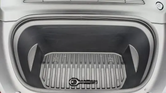 2023 Tesla Model Y 7SAYGDEFXPF697758