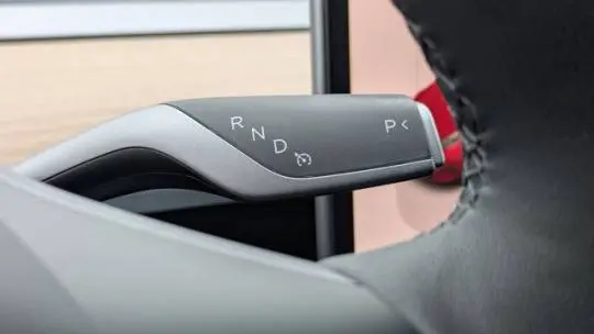 2023 Tesla Model Y 7SAYGDEFXPF697758