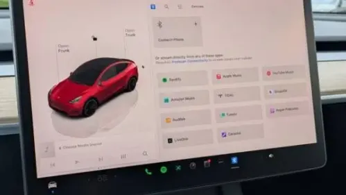 2023 Tesla Model Y 7SAYGDEFXPF697758