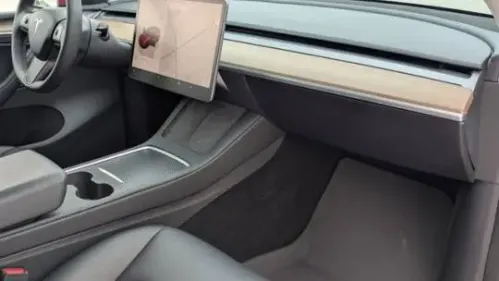 2023 Tesla Model Y 7SAYGDEFXPF697758