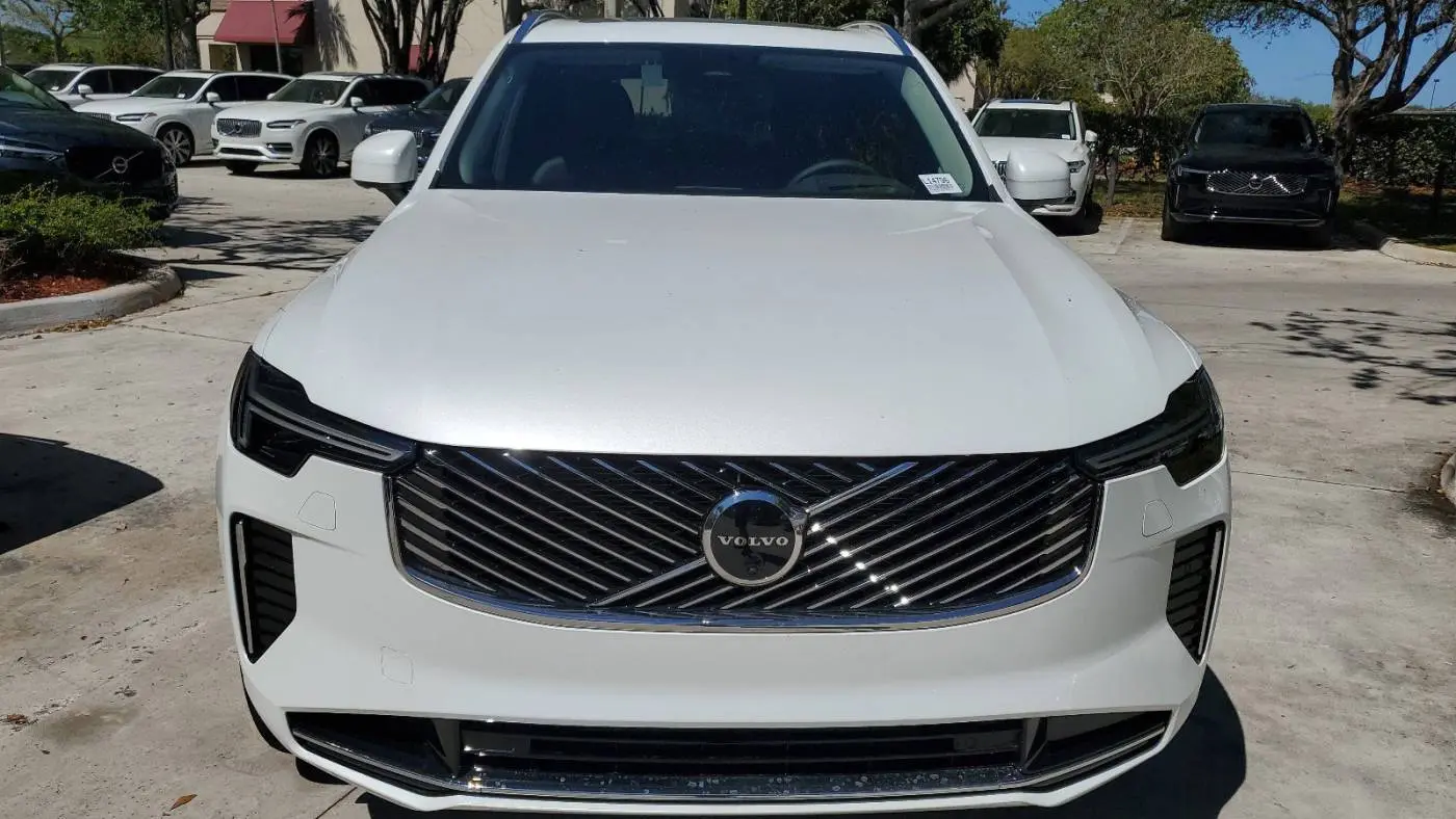 2025 Volvo XC90 YV4H60PG0S1358486