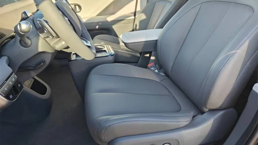 2025 Hyundai IONIQ 5 7YAKNDDC8SY000427