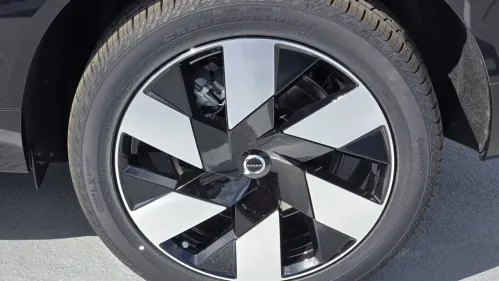 2025 Volvo XC60 YV4H60RC9S1044328